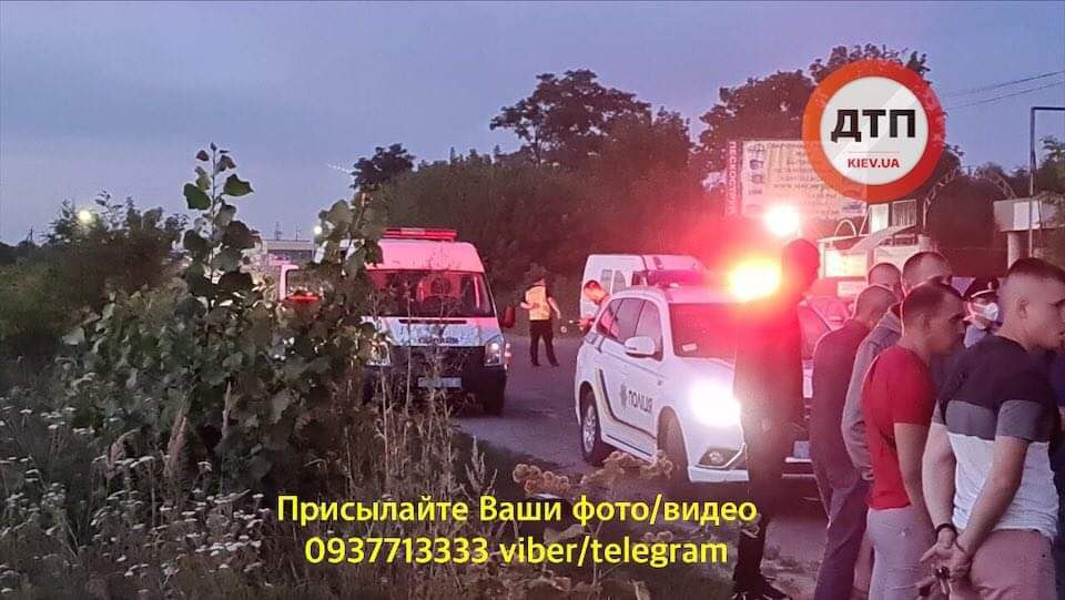 Появились фото смертельной аварии под Киевом. Фото: Telegram / "ДТП.Киев"