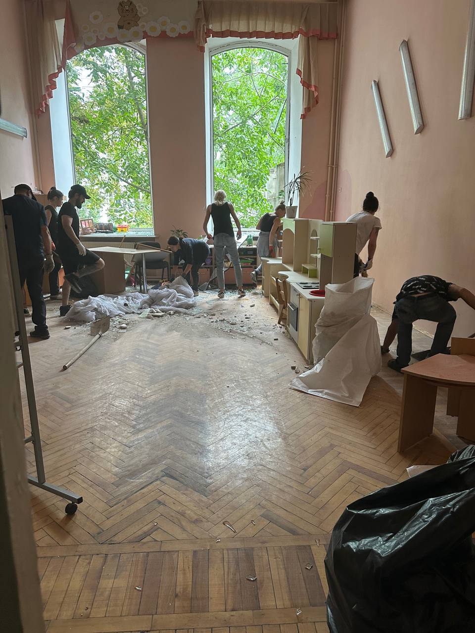 Детский сад в Одессе, пострадавший от ракетных ударов
